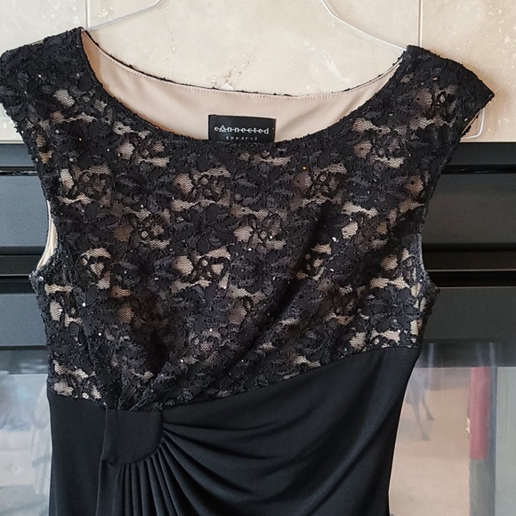 Black Dress - Picture 2 of 3